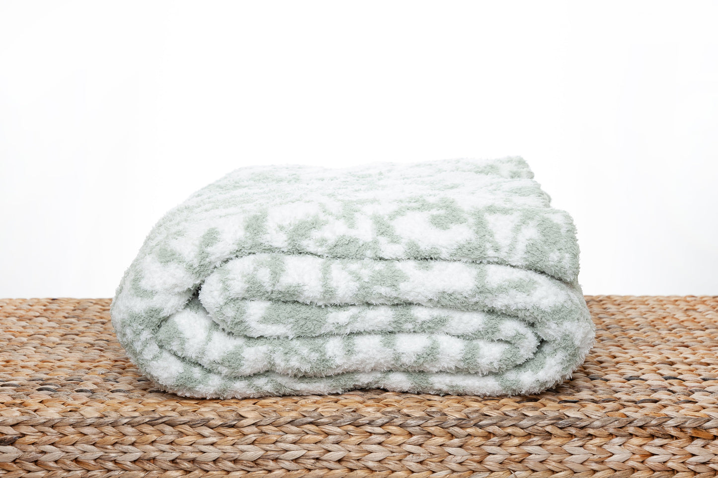 Desert Sage & White Fairy Garden Vine Print Extended Throw