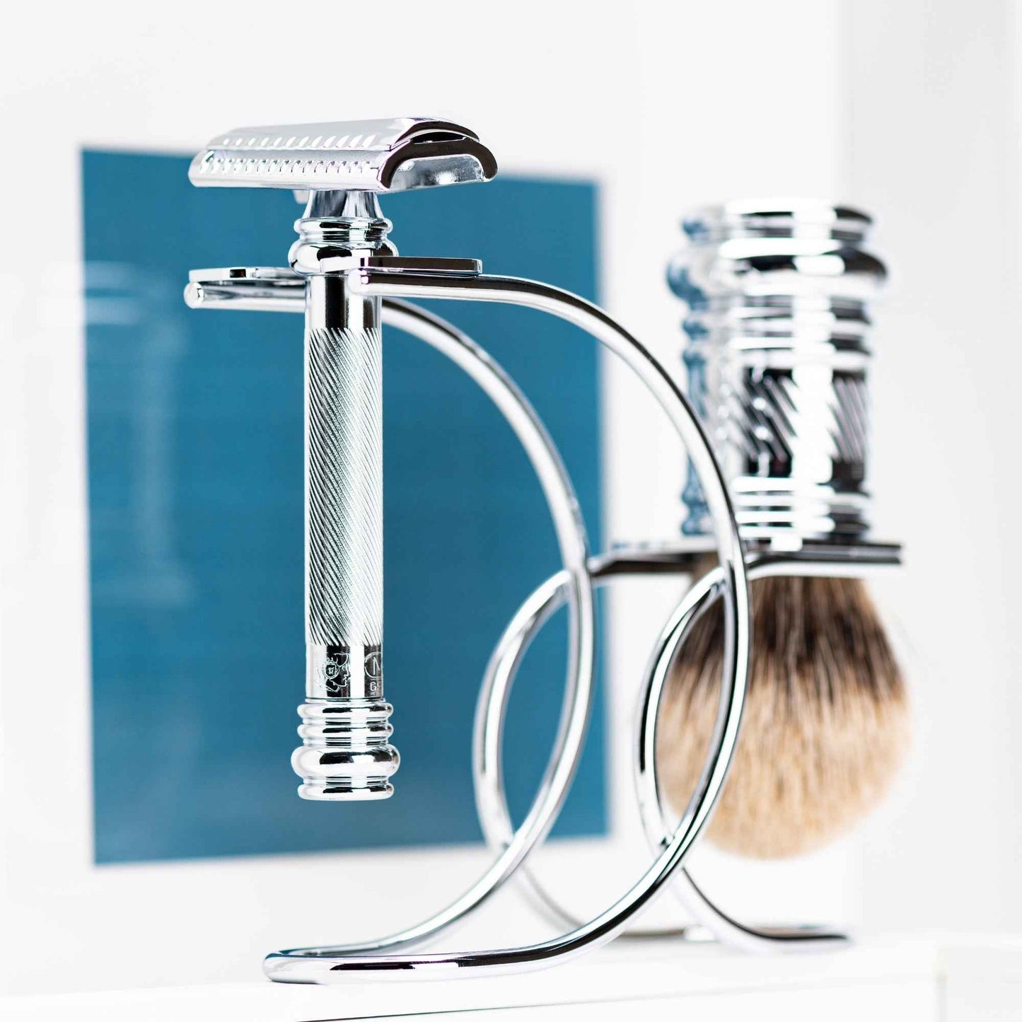 Merkur Shaving Set with MK-39001 Razor, Silver Tip Badger Brush and Curved 3-piece Stand, Chrome