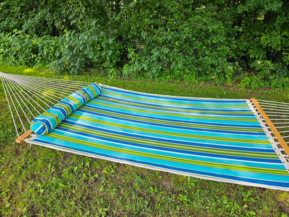 Deluxe Quilted Hammock with Bamboo Stand