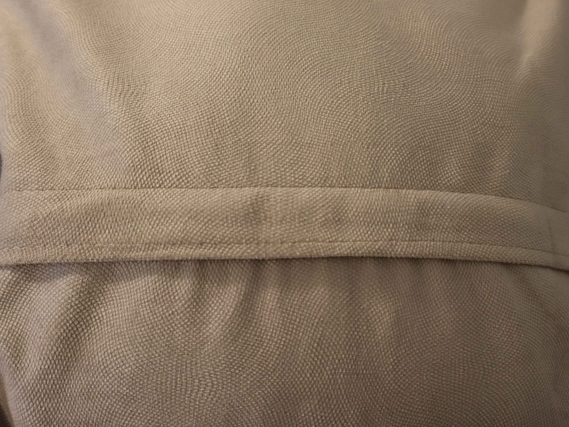 Pillow No. 011 | 16" x 16"