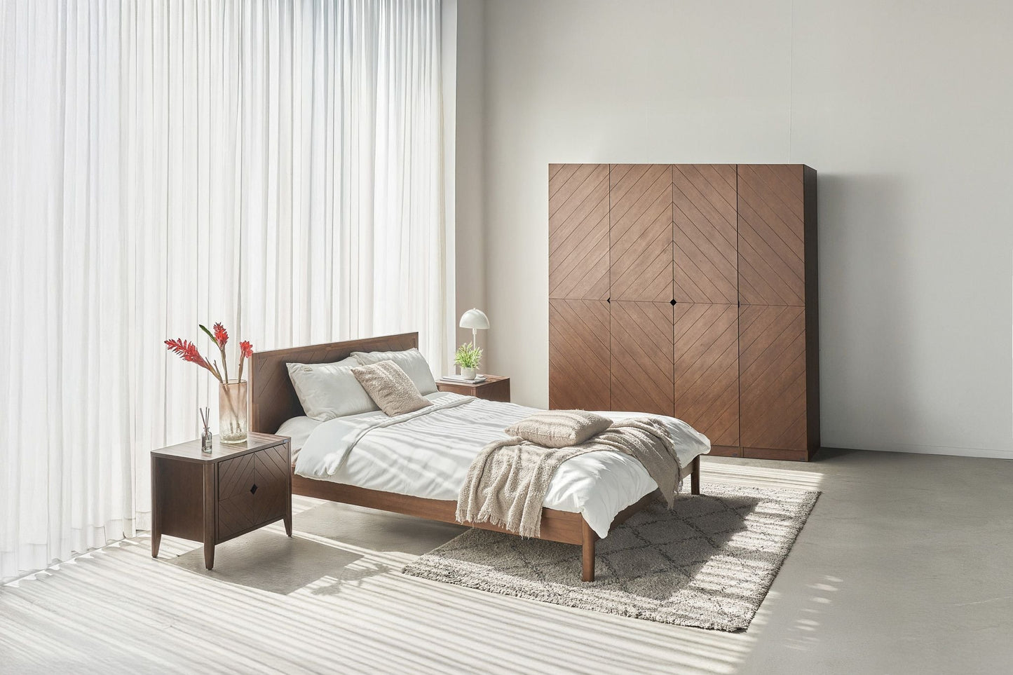 Hobro 301 Four-Door Acacia Veneer Wood Wardrobe