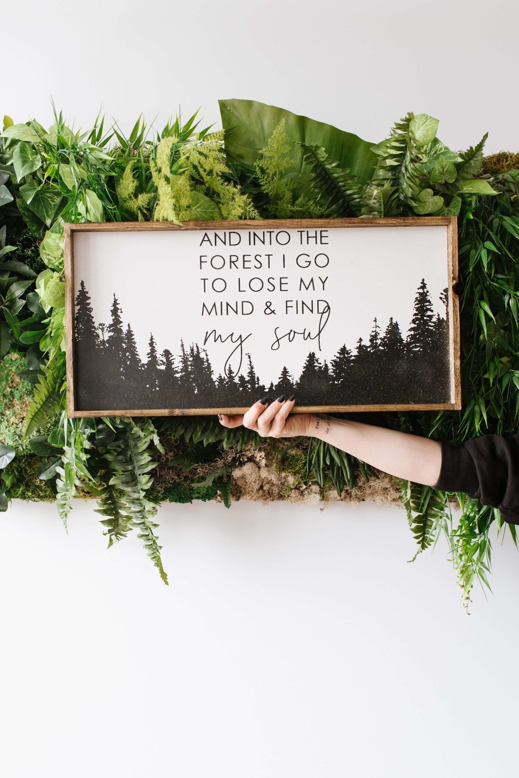 Into The Forest I Go Wood Sign - AURABAGS SHOP