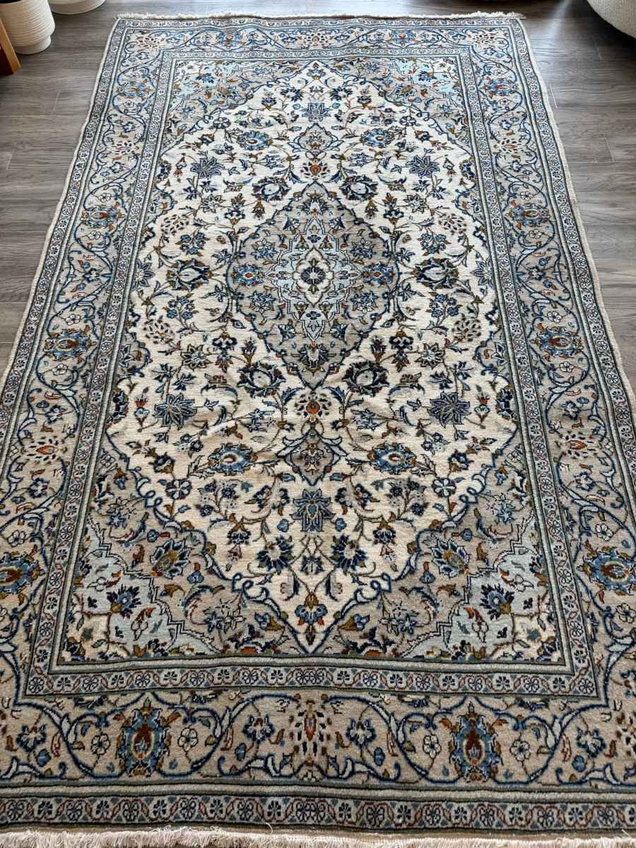 Perisan Kashan Rug | 4' 10" x 7' 10"