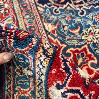 Persian Arak Rug | 9’ 8” x 6’ 8”