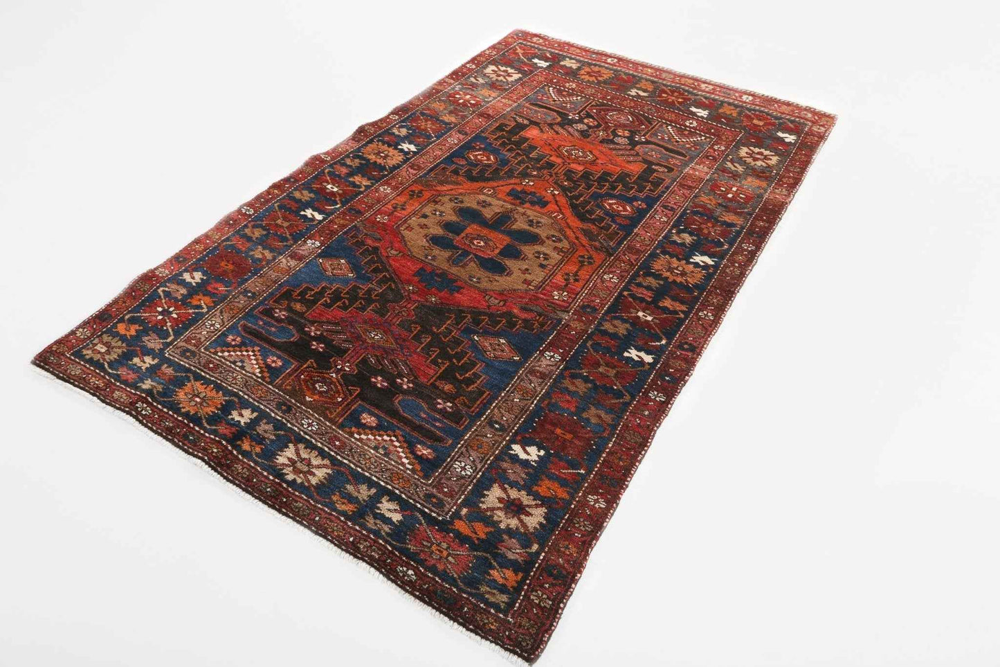 Persian Hamadan Rug | 4' 3" x 6' 8"
