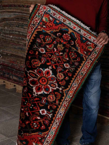 Persian Hamedan Rug | 2' 2” x 3' 5"