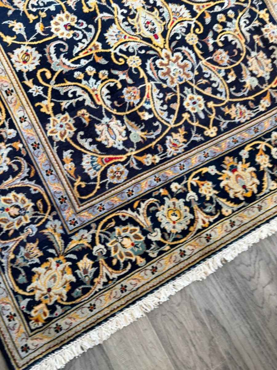 Persian Kashan Rug | 4' 10" x 7' 5"