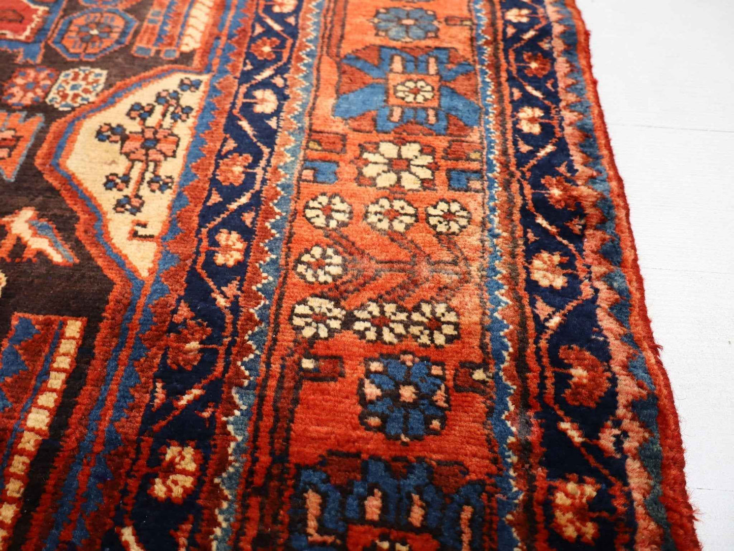Persian Nahavand Rug | 5' 5” x 9' 7"