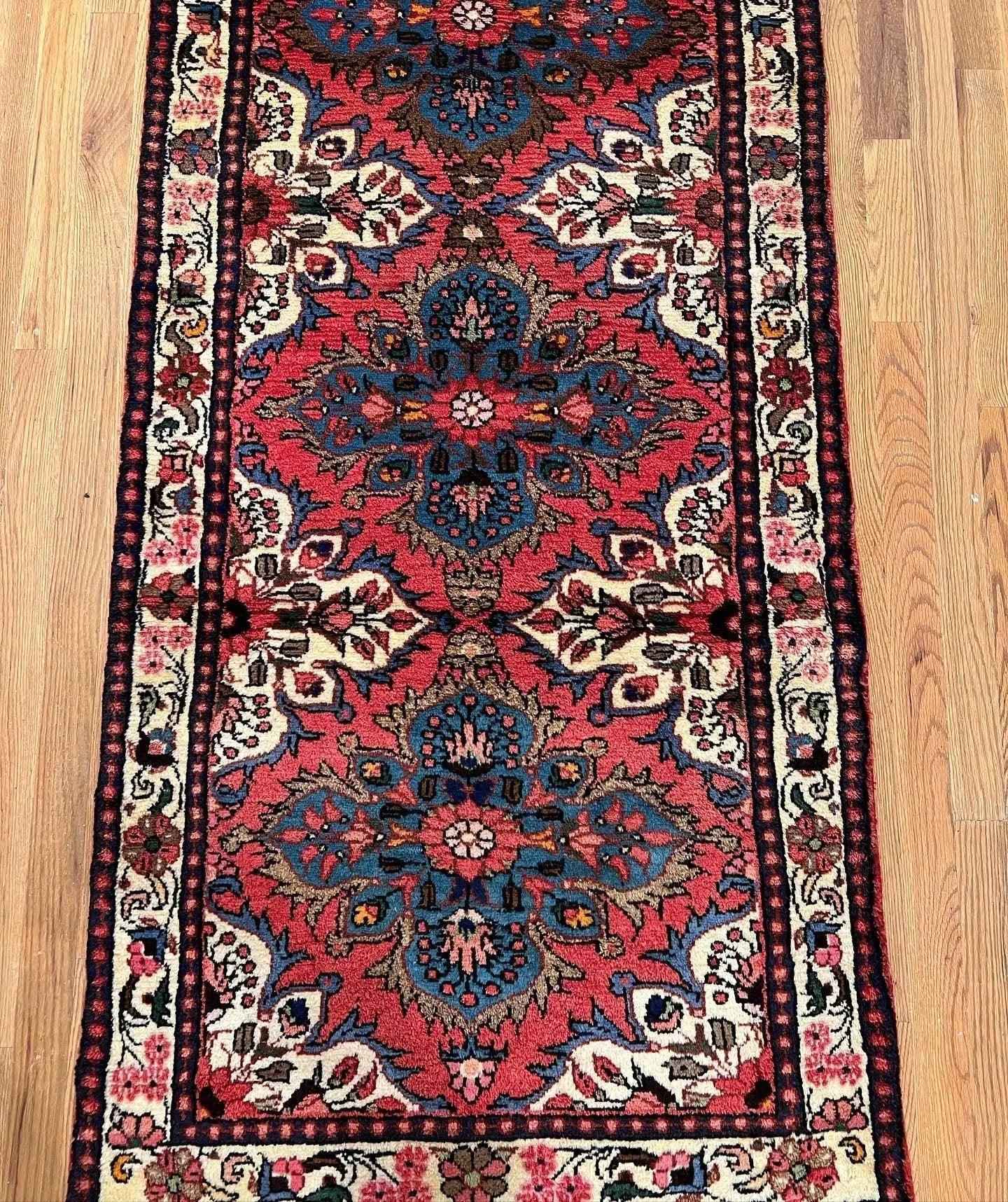 Persian Rudbar runner| 2’8”x11’1’