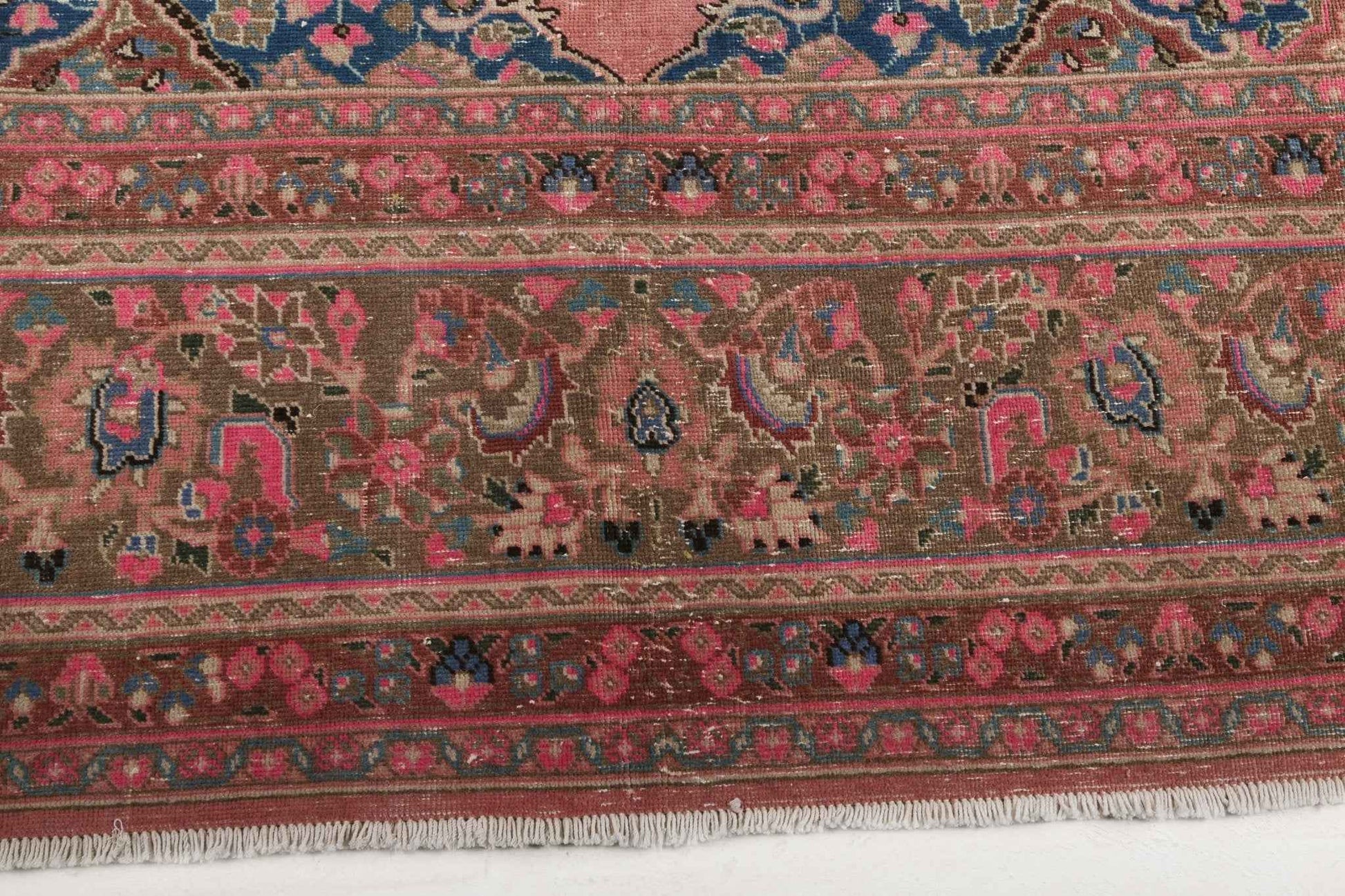 Persian Sabzevar Rug | 9' 6" x 12' 11"