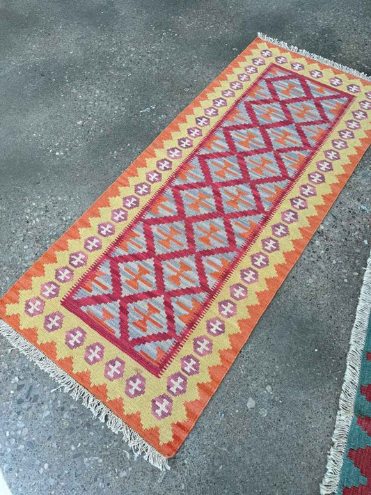 Persian Shiraz Kilim Runner Rug | 2' 9" x 6' 5"