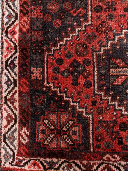 Persian Shiraz Rug | 3' 5” x 5' 3"