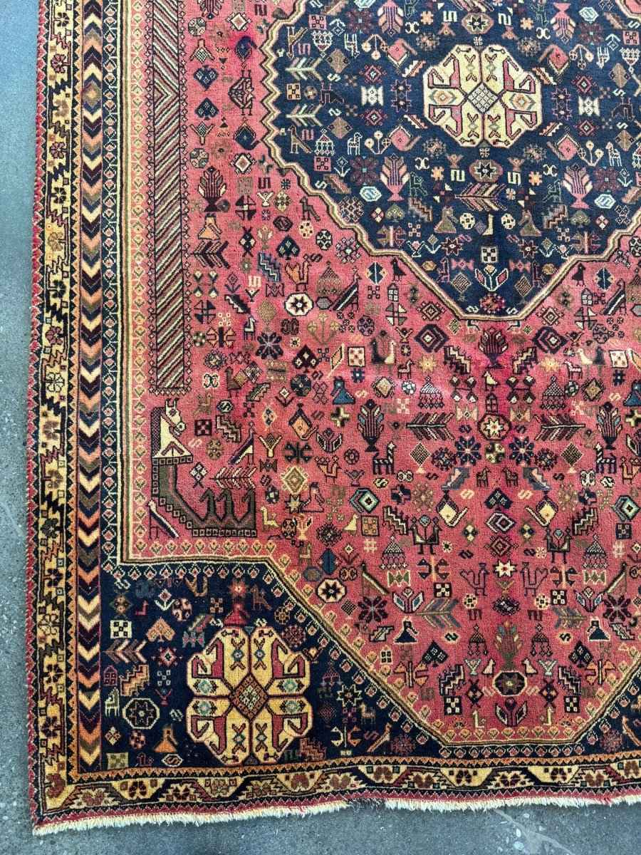 Persian Shiraz Rug | 6' 8" x 10' 1"