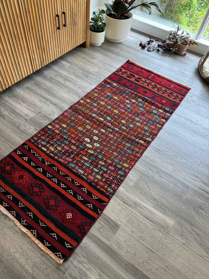 Persian Suzani Kilim | 2' 6" x 6' 5"