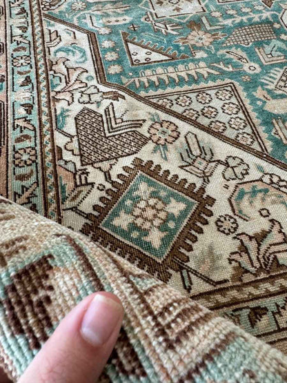 Persian Tabriz Heriz Rug | 6' 6" x 9' 6"