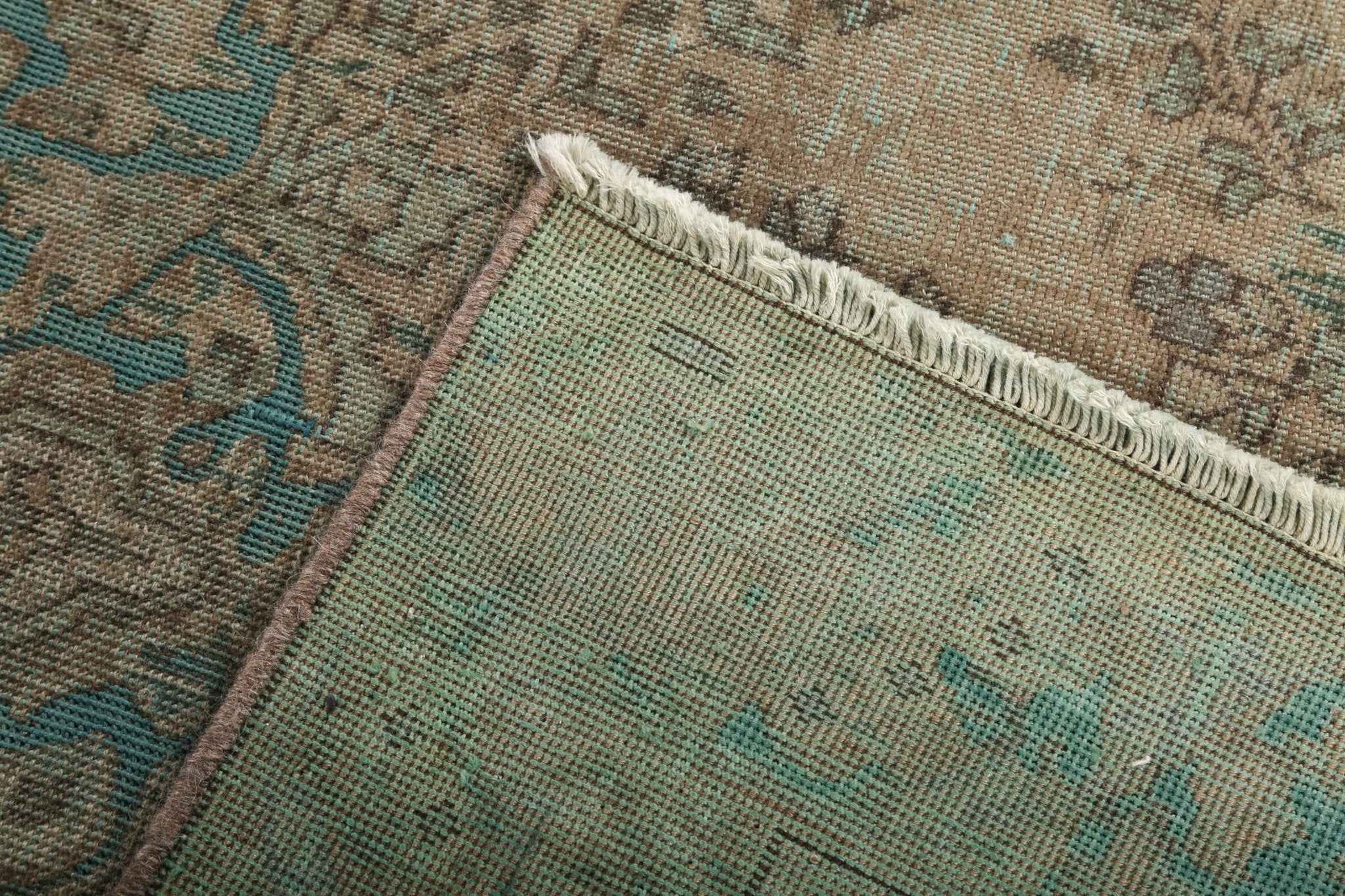 Persian Tabriz Rug | 5' 9" x 9' 1"