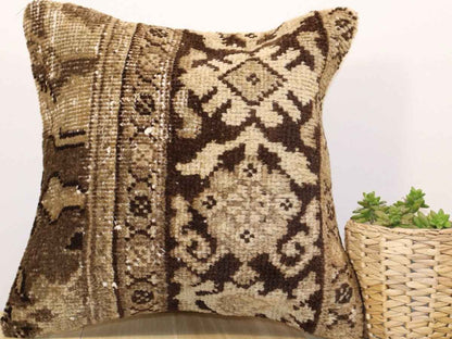 Pillow No. 026 | 16" x 16"