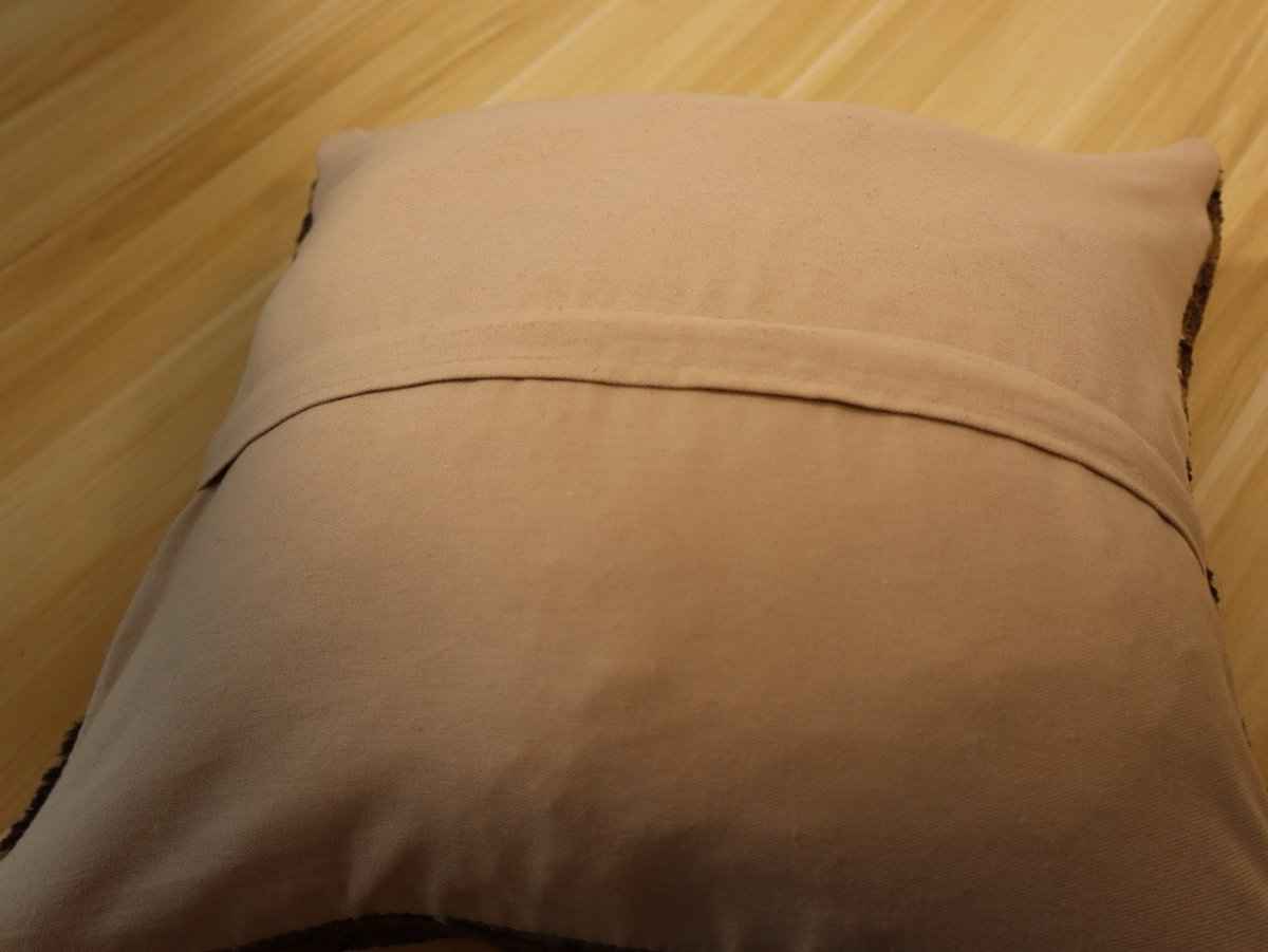 Pillow No. 026 | 16" x 16"