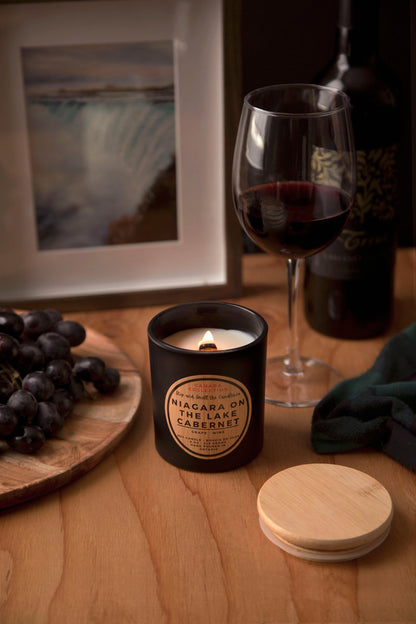 Niagara on the lake cabernet: wood wick candle