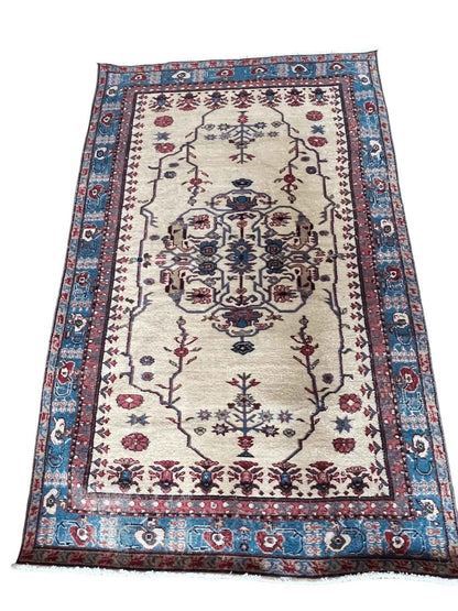 Turkish Isparta Rug | 7’ 2” x 4’ 6”